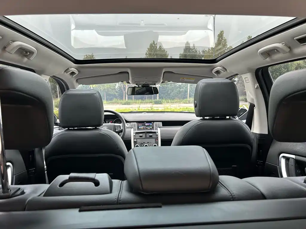 Land Rover Discovery Sport — фото 10