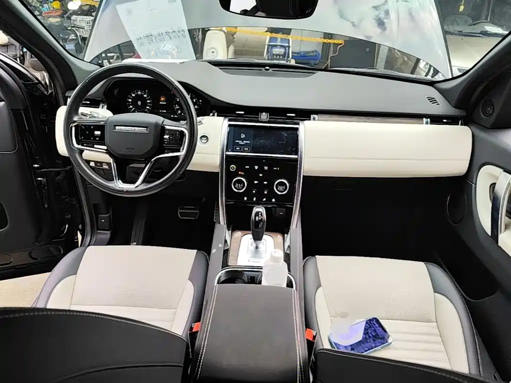 Land Rover Discovery Sport — фото 10