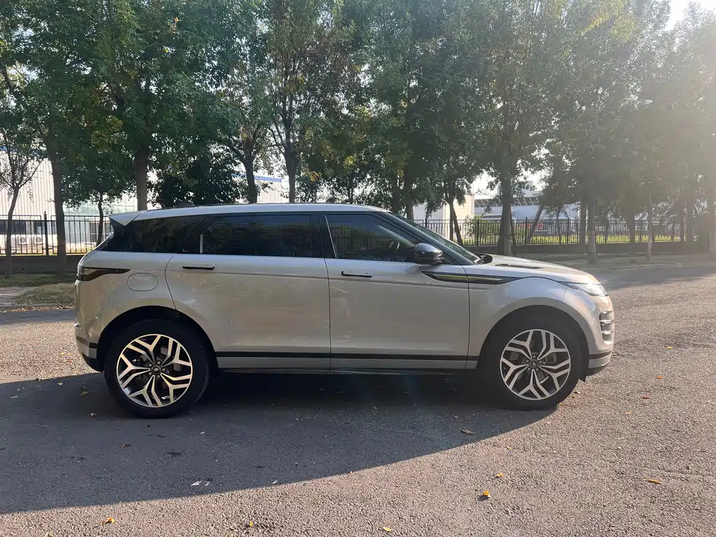 Land Rover Evoque PHEV — фото 4
