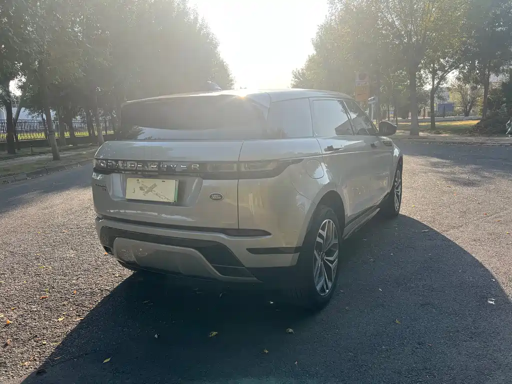 Land Rover Evoque PHEV — фото 5