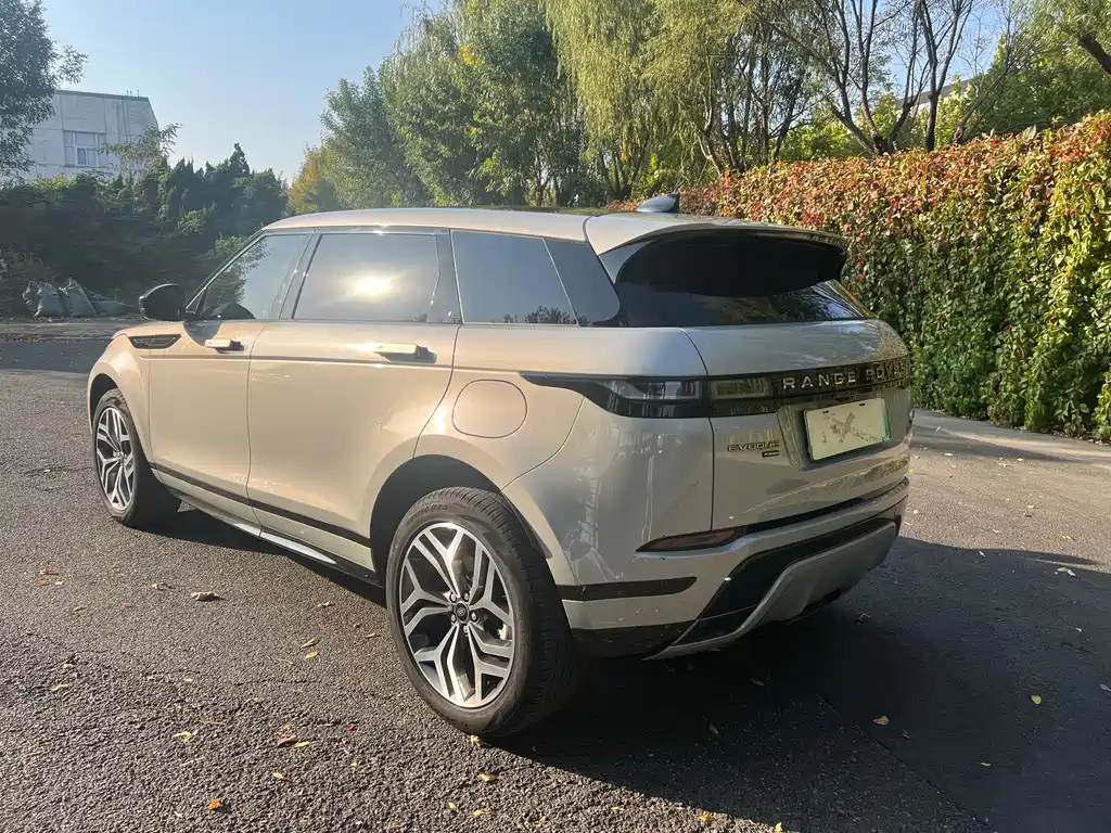 Land Rover Evoque PHEV — фото 7