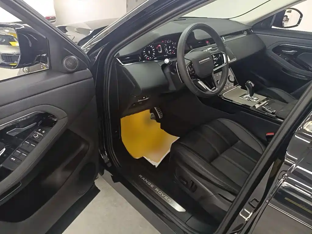 Land Rover Evoque — фото 16