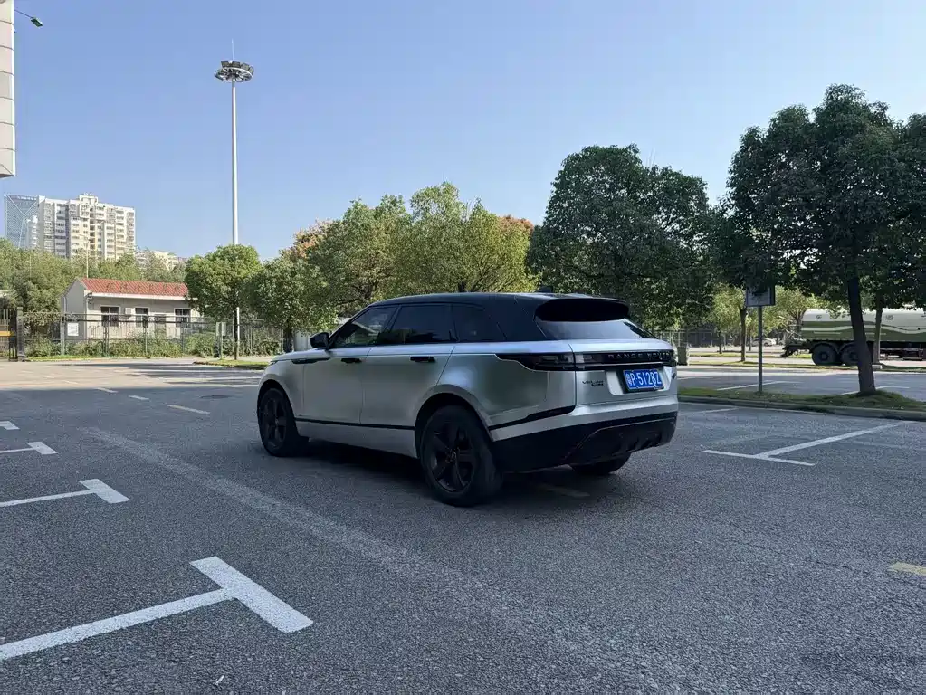 Land Rover Velar — фото 10