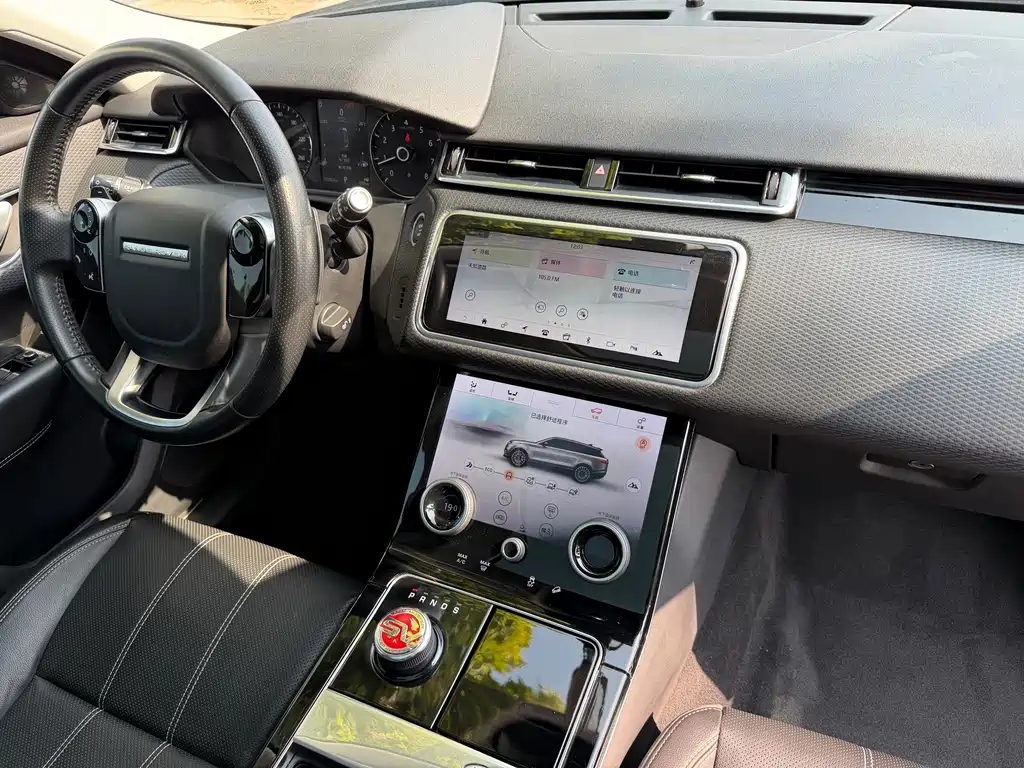 Land Rover Velar — фото 10