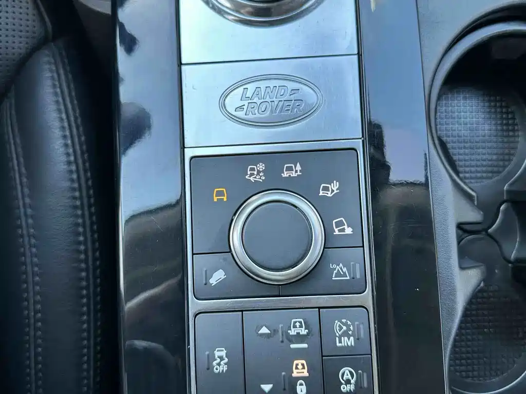 Land Rover Discovery — фото 13