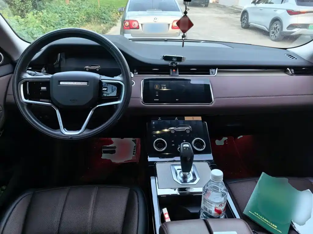 Land Rover Evoque — фото 10
