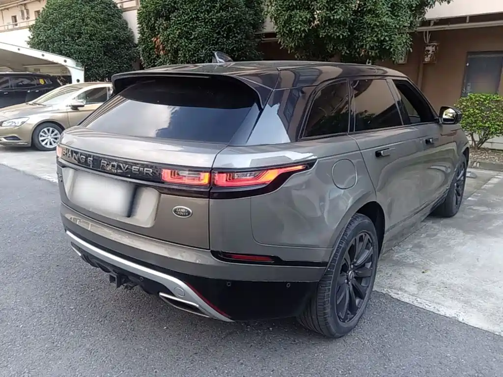 Land Rover Velar — фото 7