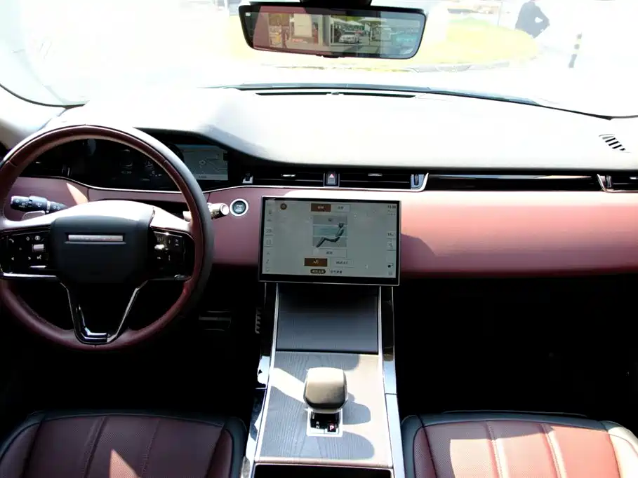 Land Rover Evoque — фото 11
