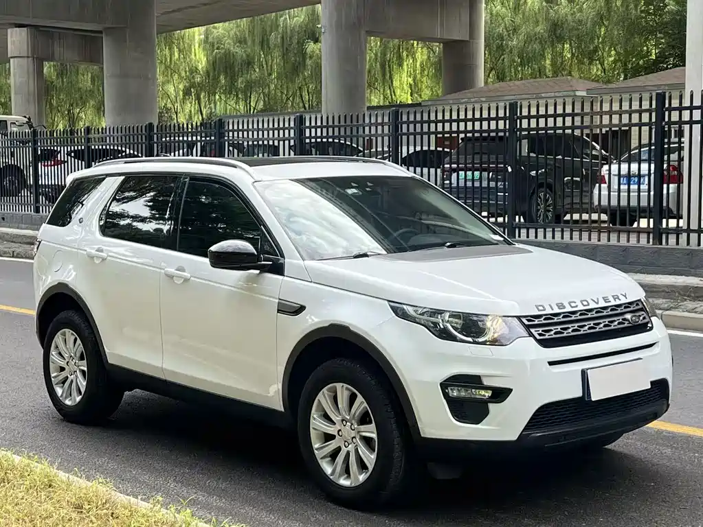 Land Rover Discovery Sport — фото 3