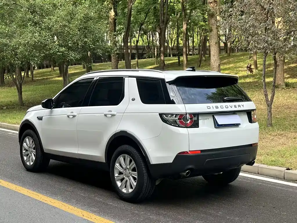 Land Rover Discovery Sport — фото 6