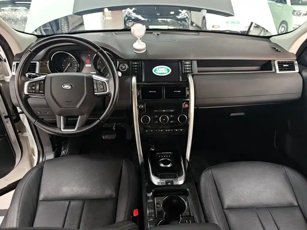 Land Rover Discovery Sport — фото 10