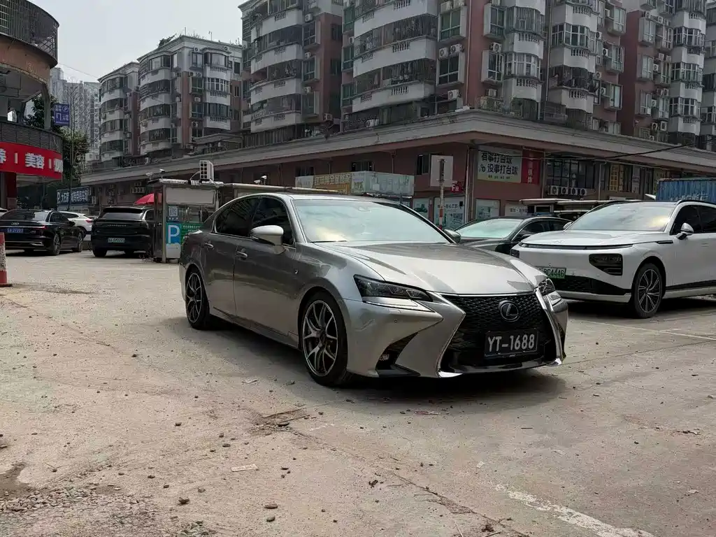 Lexus GS — фото 2