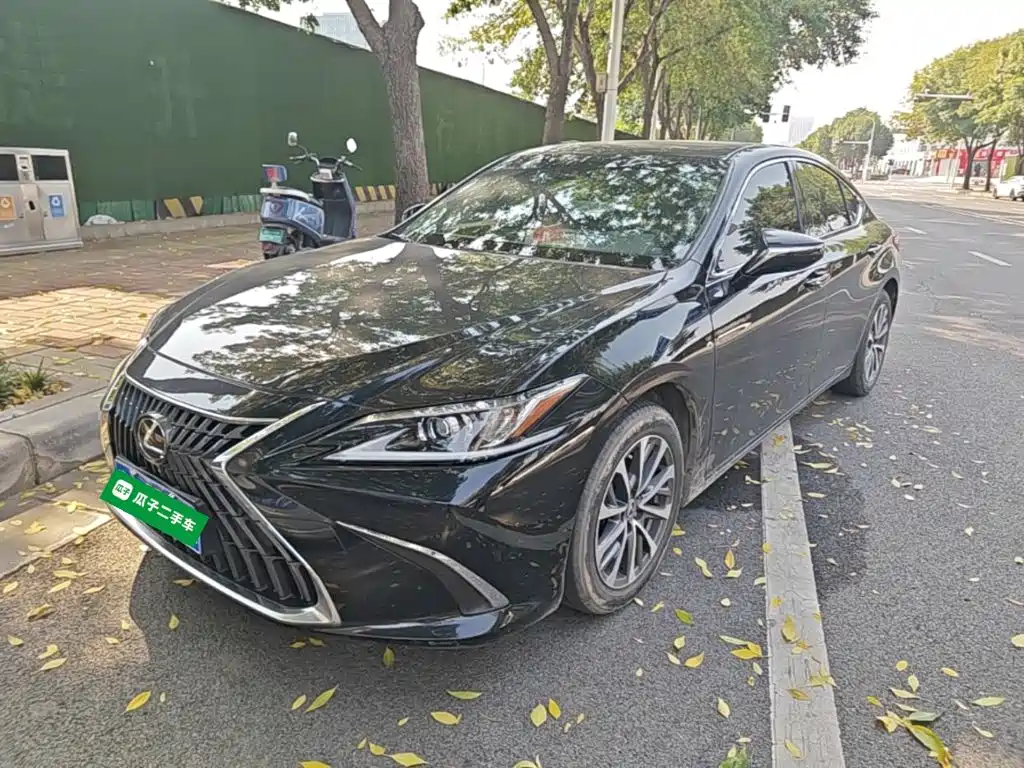 Lexus ES — фото 2