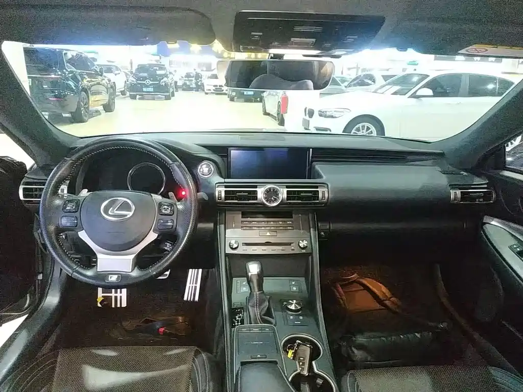 Lexus RC — фото 4
