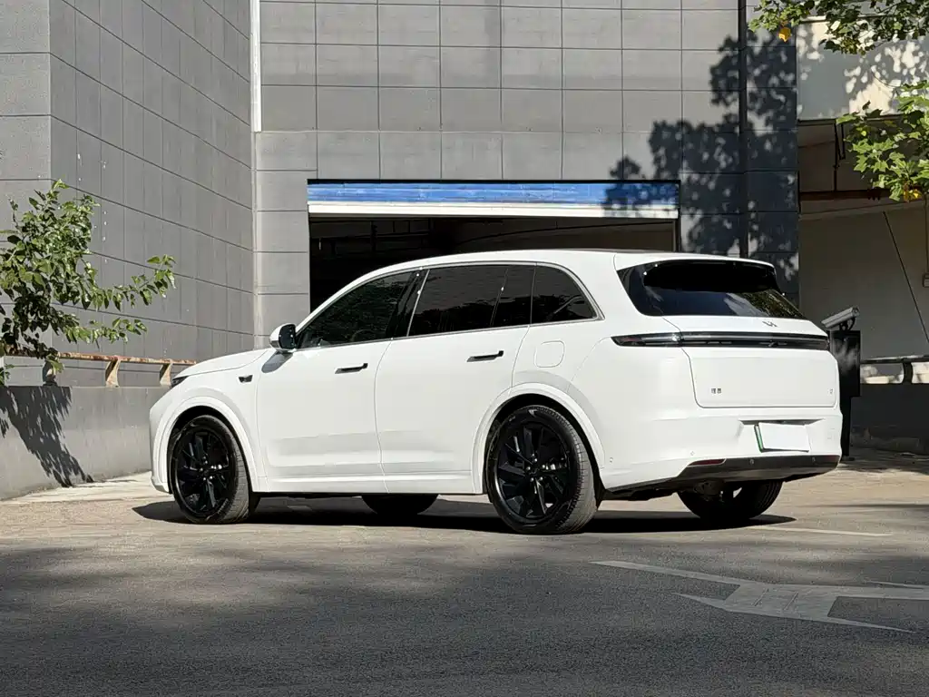 Li Auto Li L7 — фото 6