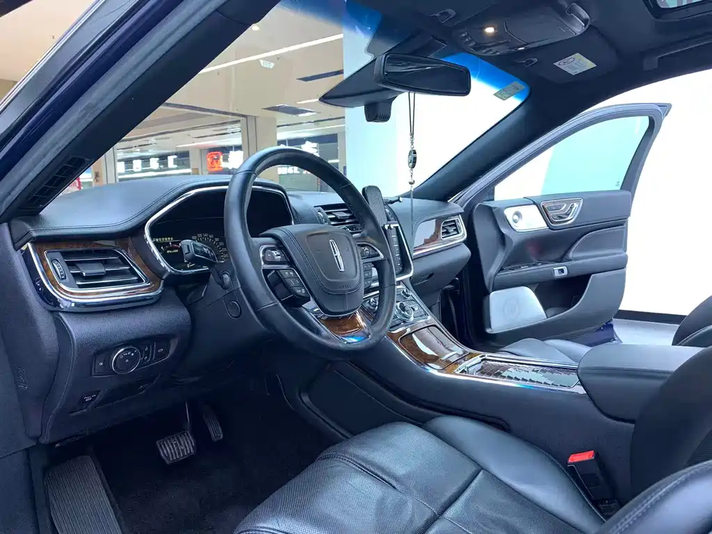 Lincoln Continental — фото 10