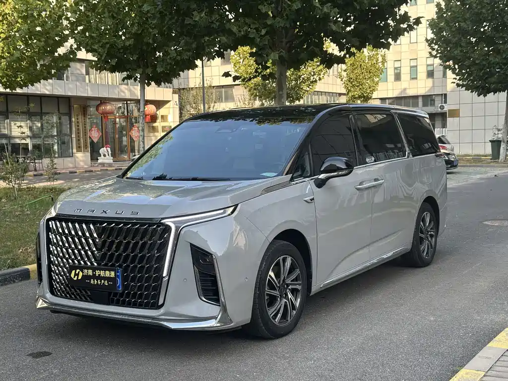 MAXUS G90