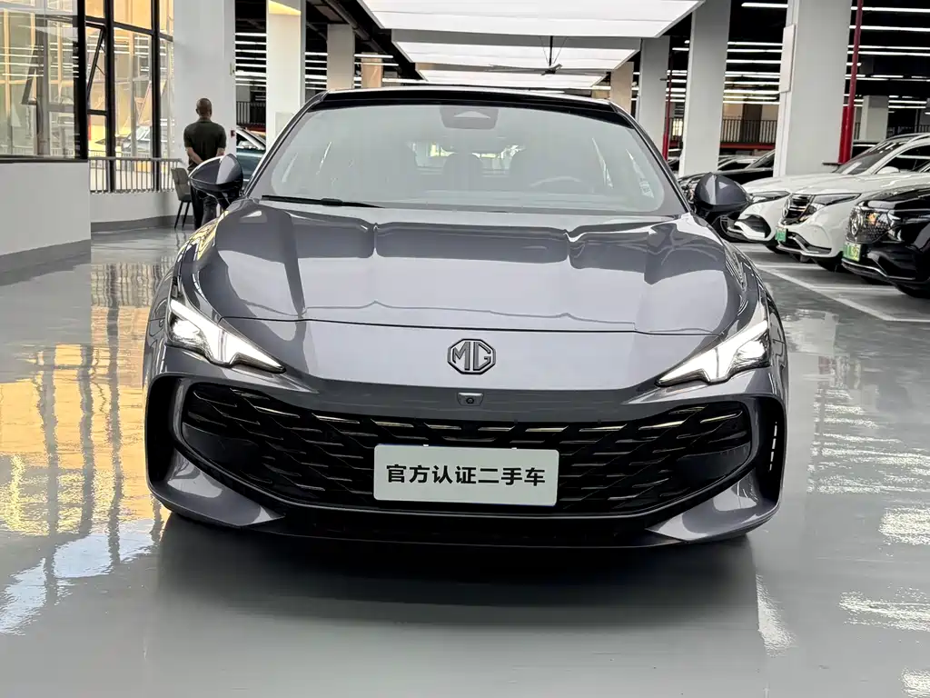 MG MG7