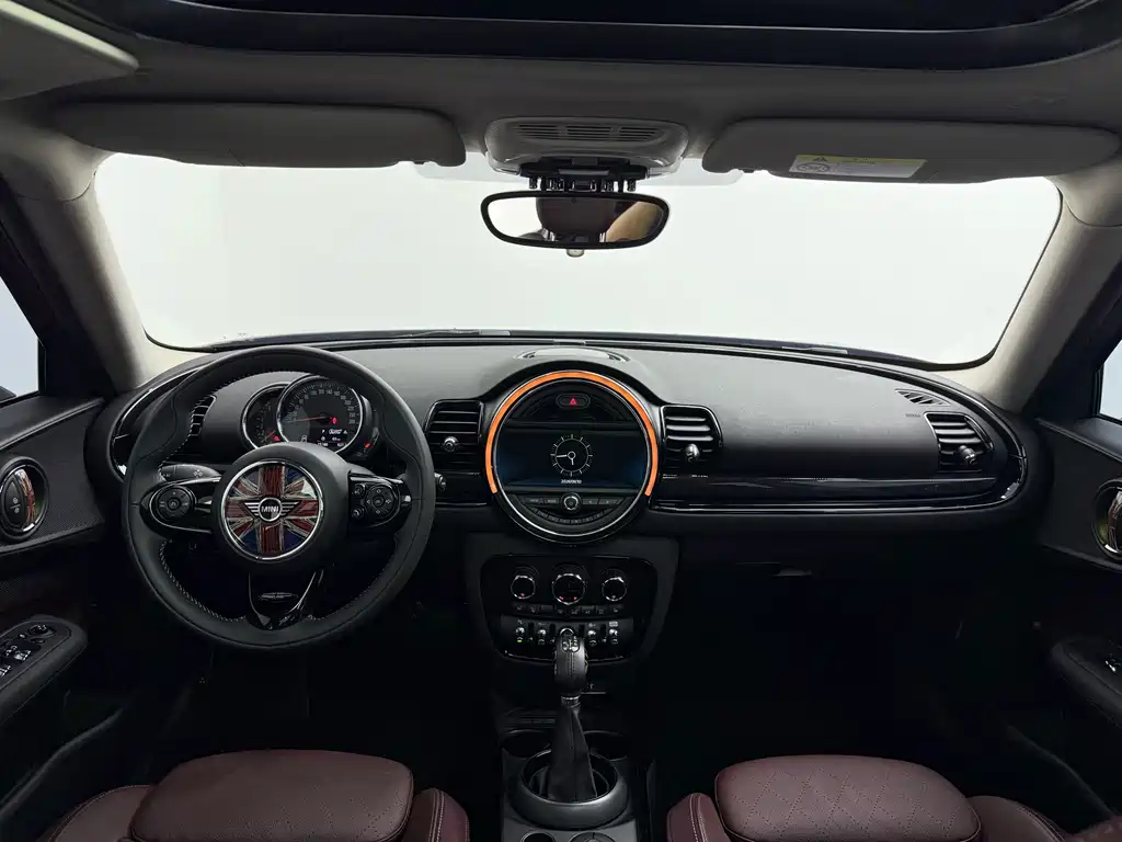MINI Mini Clubman — фото 11