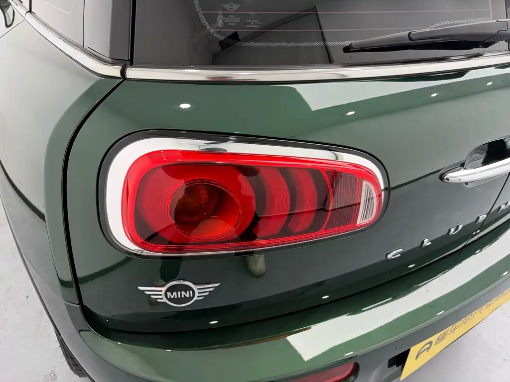 MINI Mini Clubman — фото 14