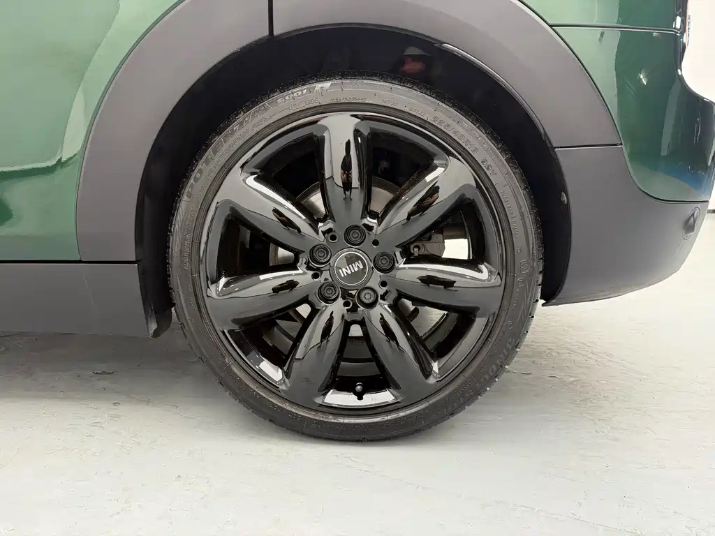MINI Mini Clubman — фото 15