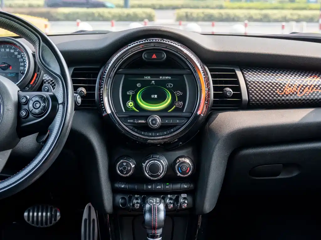 MINI Mini JCW — фото 14