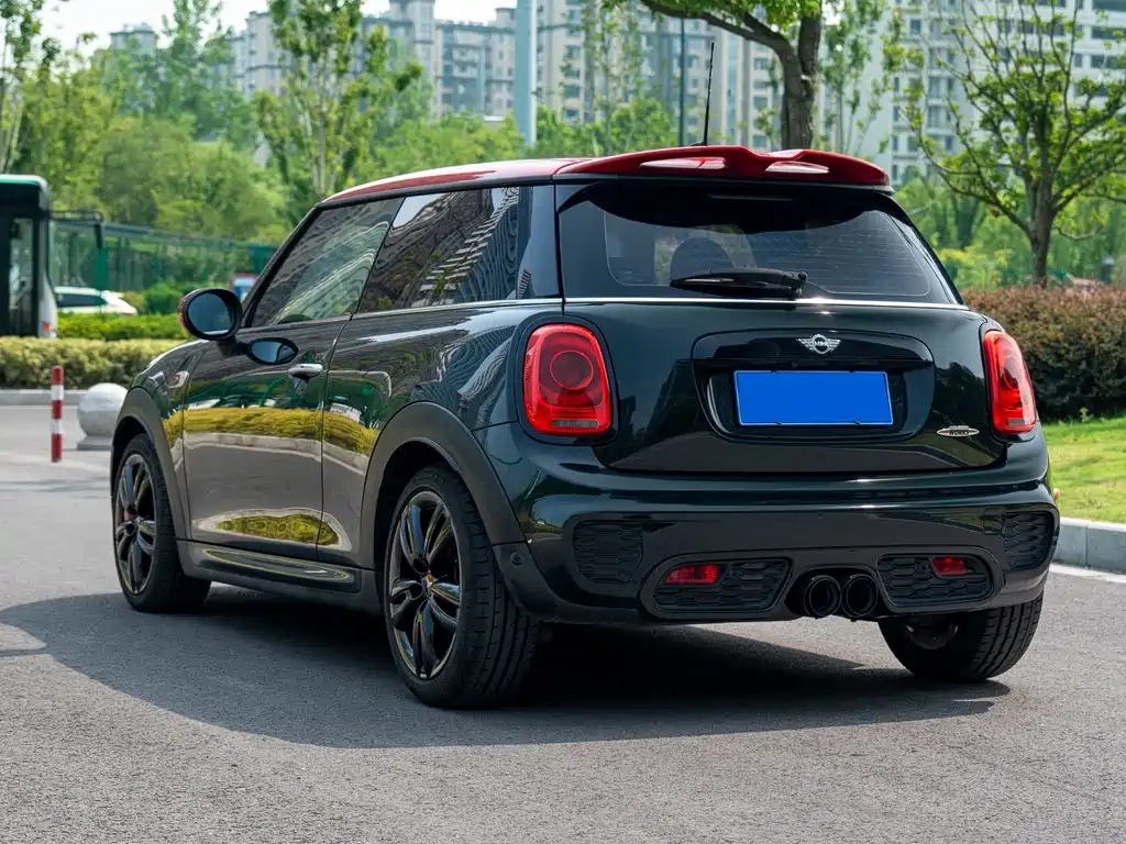 MINI Mini JCW — фото 4