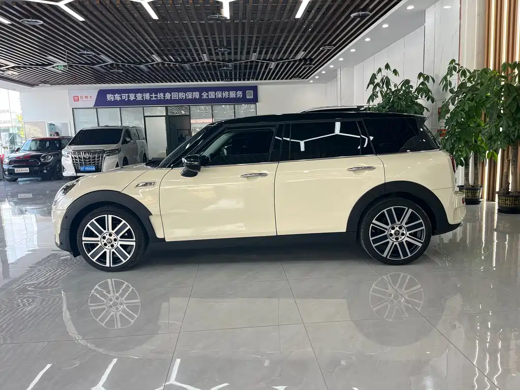 MINI Mini Clubman — фото 3