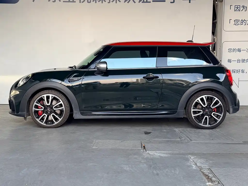MINI Mini JCW — фото 5