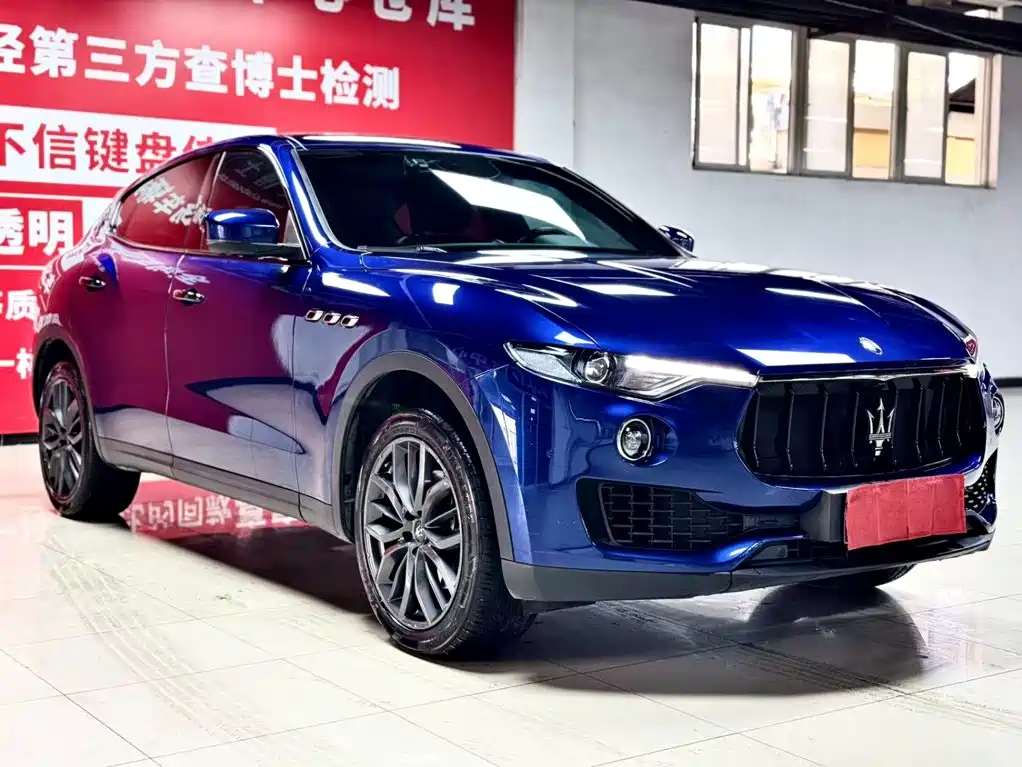 Maserati Levante — фото 3