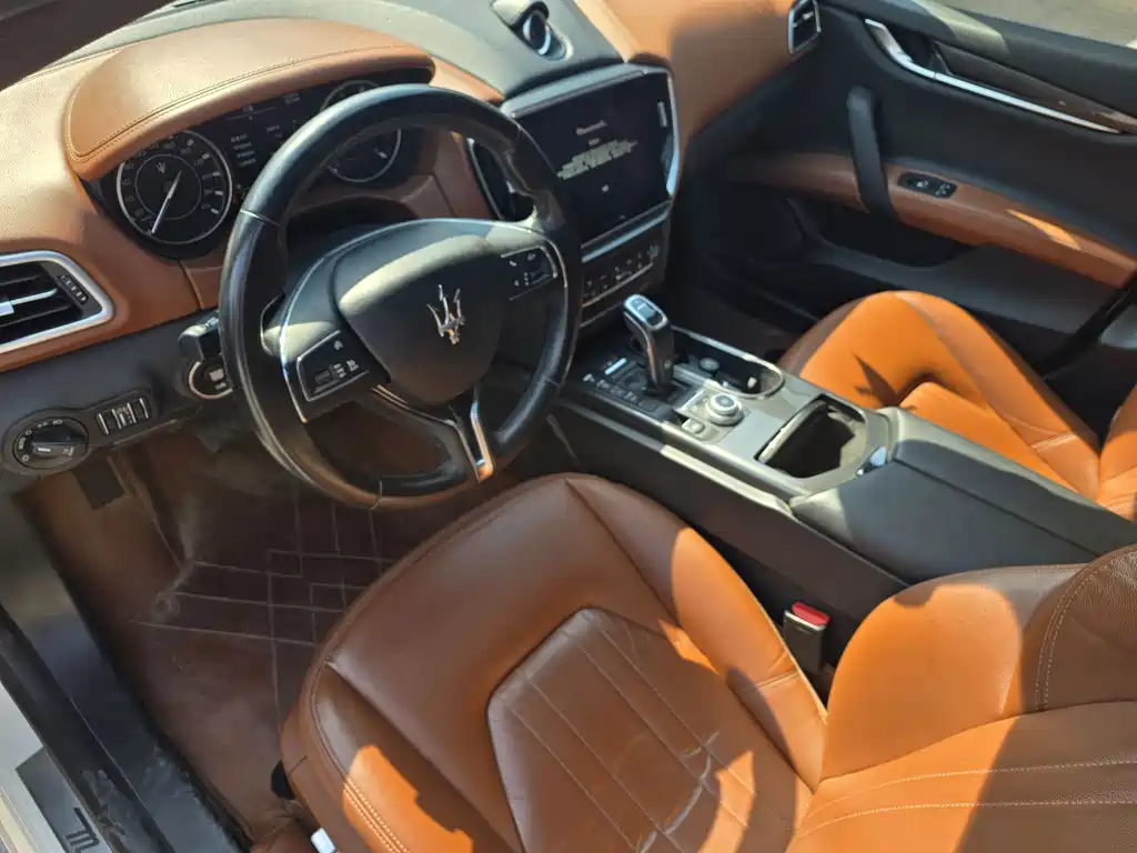 Maserati Ghibli — фото 7