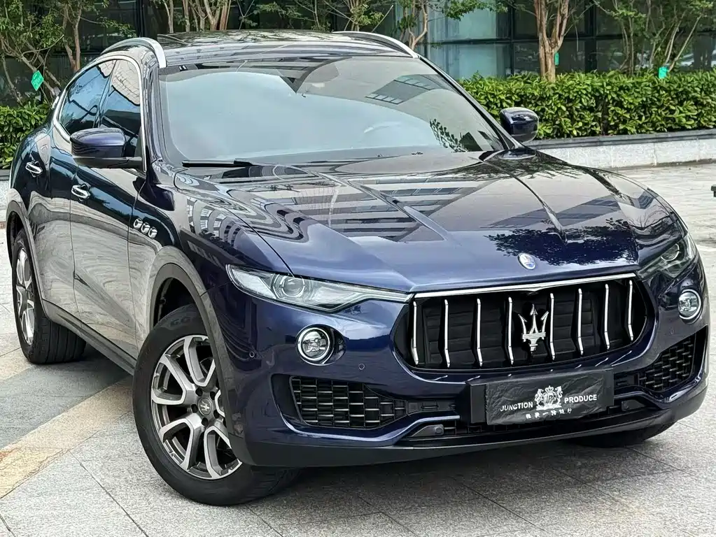 Maserati Levante — фото 3