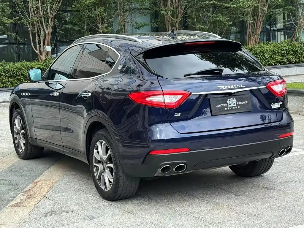 Maserati Levante — фото 4