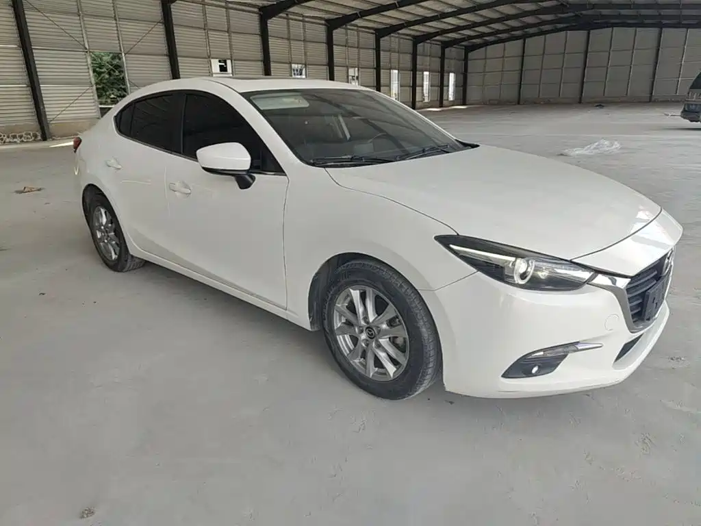 Mazda 3 Axela — фото 4