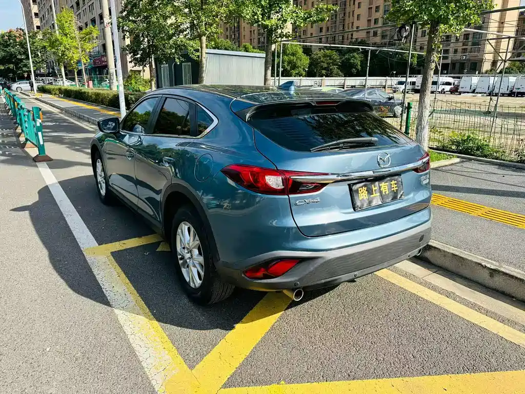 Mazda CX-4 — фото 9