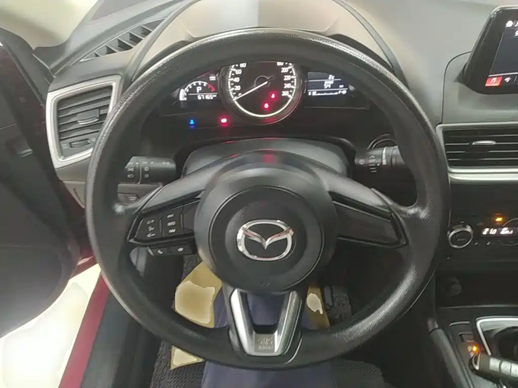 Mazda 3 Axela — фото 11