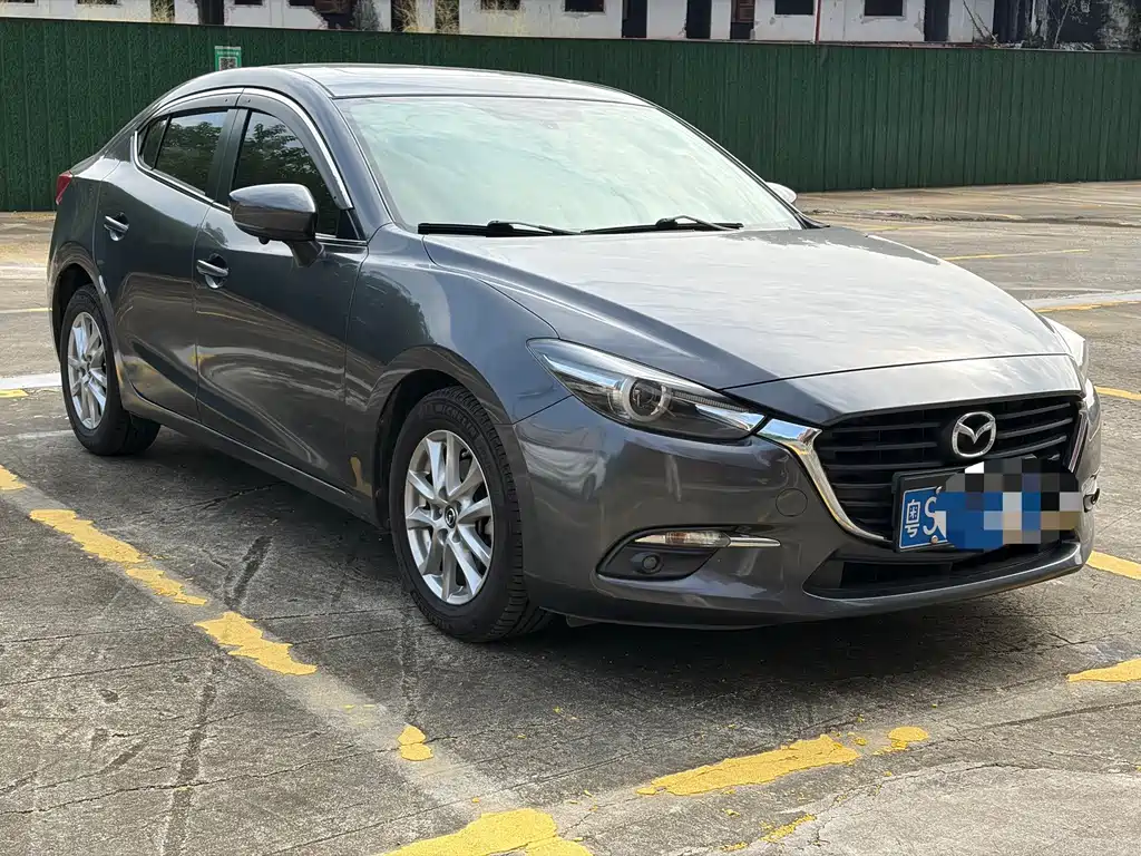 Mazda 3 Axela — фото 3