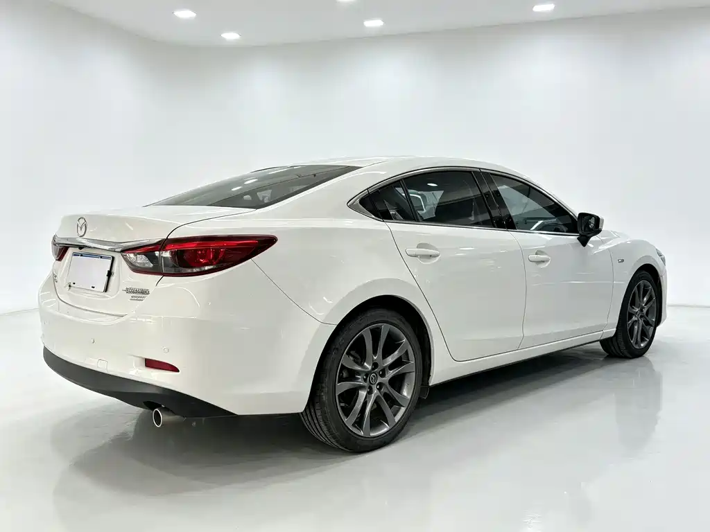 Mazda Atenza — фото 9
