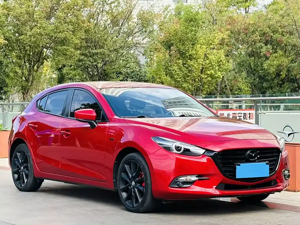 Mazda 3 Axela — фото 3