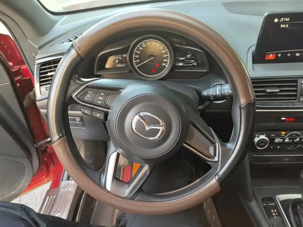 Mazda CX-4 — фото 11