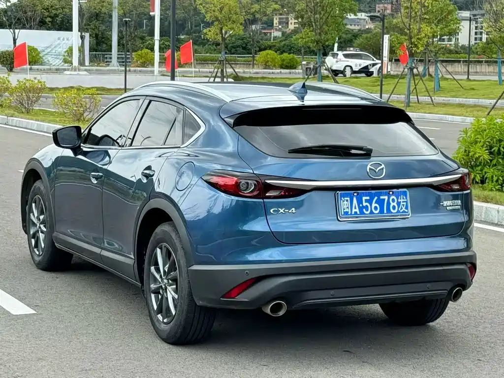 Mazda CX-4 — фото 4