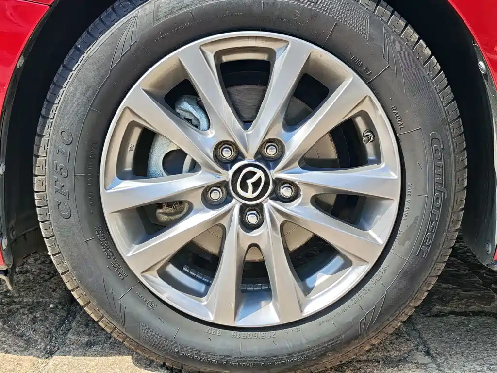 Mazda 3 Axela — фото 17