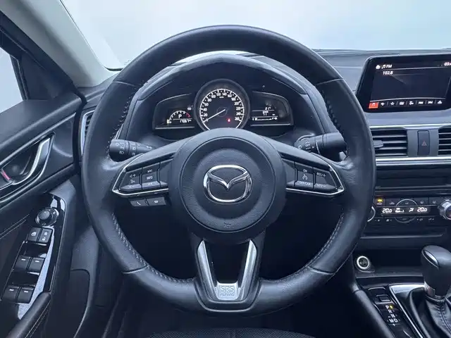 Mazda 3 Axela — фото 14