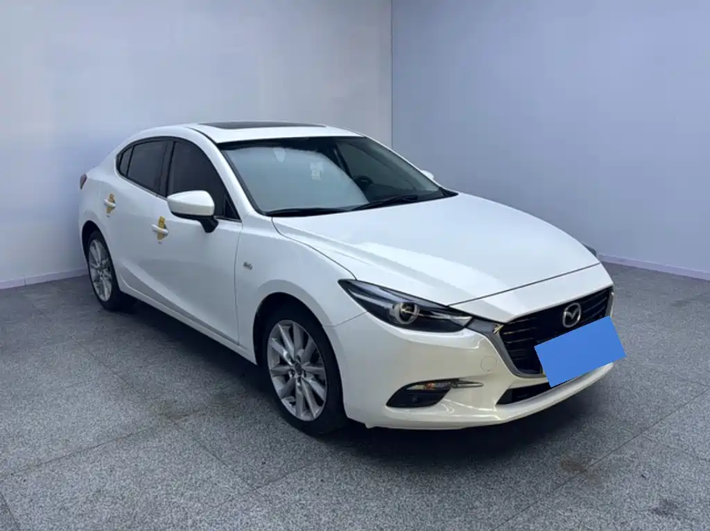 Mazda 3 Axela — фото 3