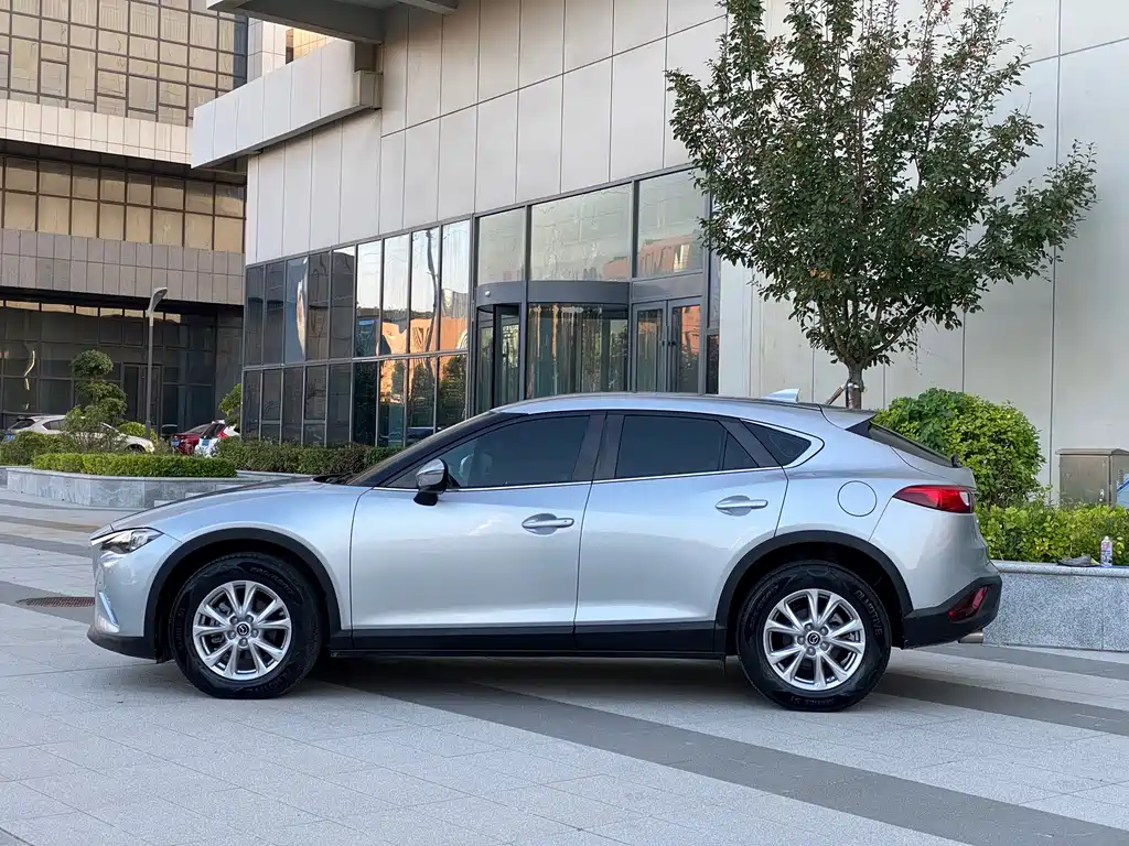 Mazda CX-4 — фото 9