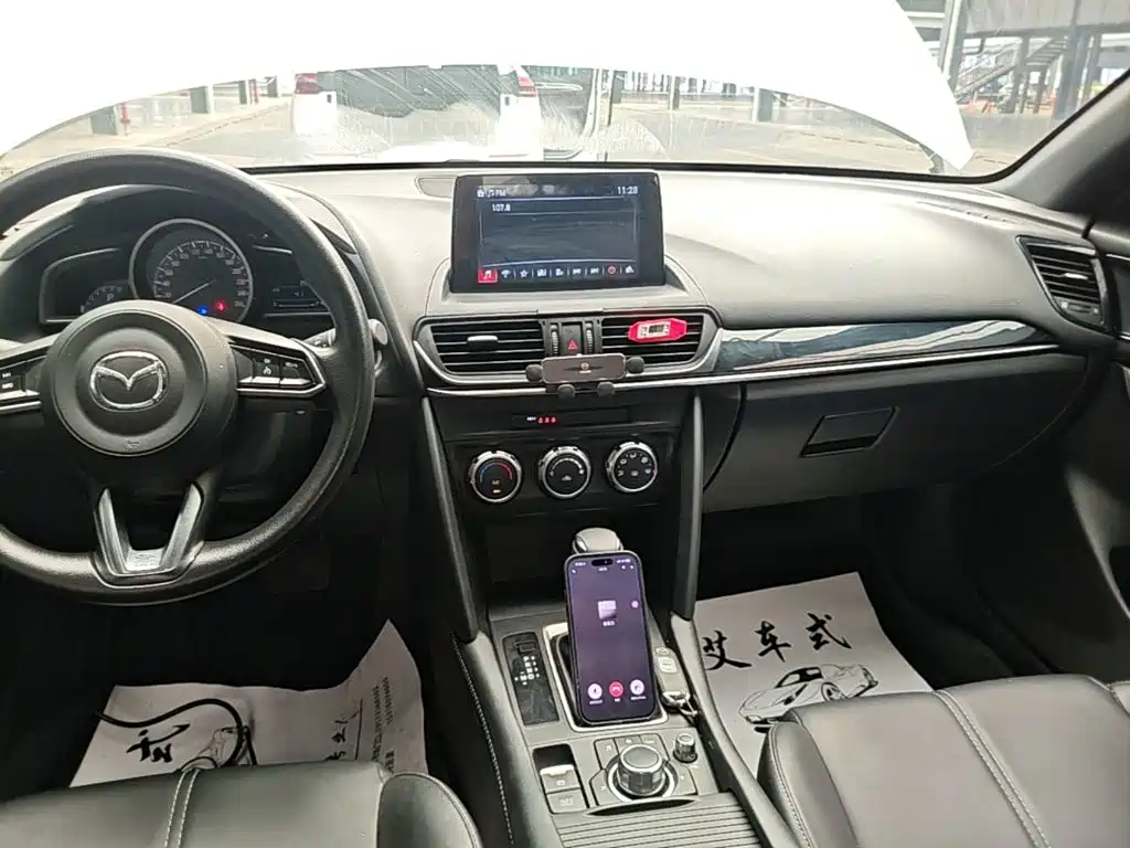 Mazda CX-4 — фото 13