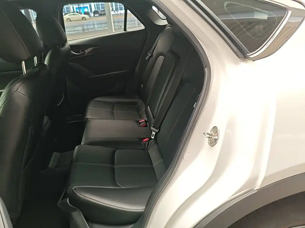 Mazda CX-4 — фото 17