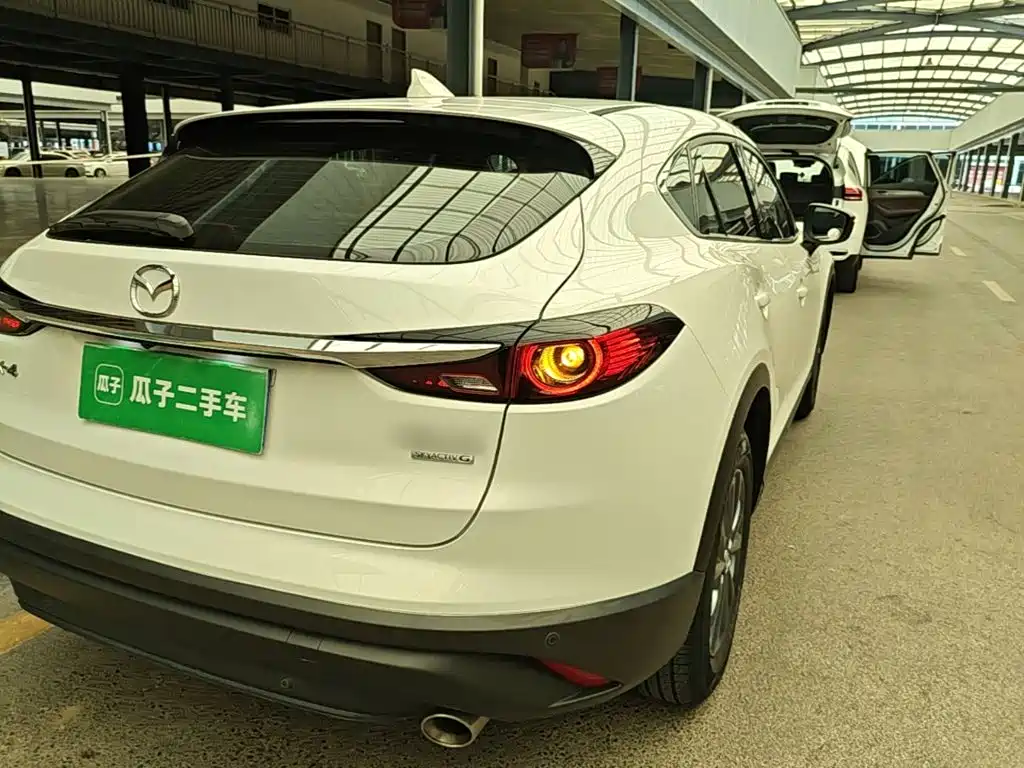Mazda CX-4 — фото 8