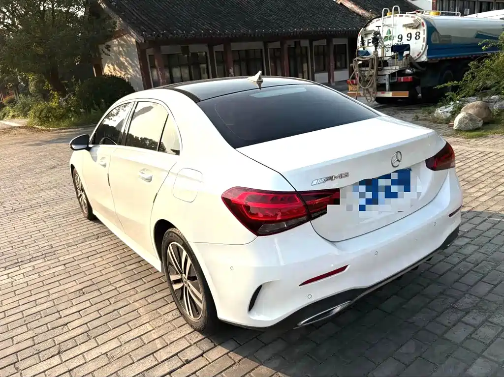 Mercedes-Benz A-Class — фото 10