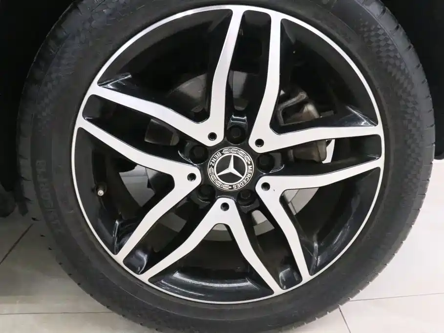 Mercedes-Benz GLA — фото 18